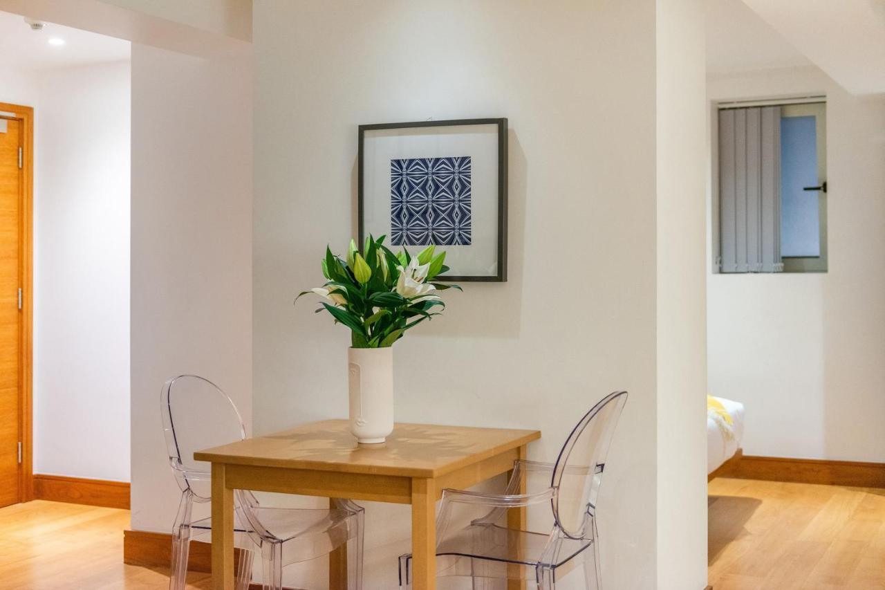Studio - Tower Hill - City Centre By Prime London Stays N-7 מראה חיצוני תמונה